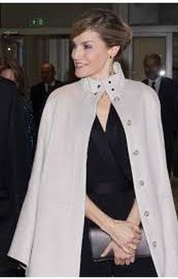 FOTO: 7: Leti capa gris