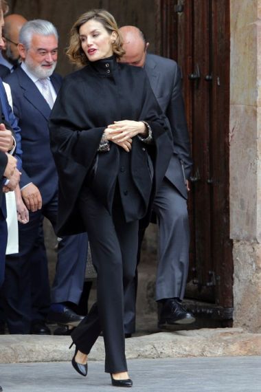 FOTO 8: Leti capa negra